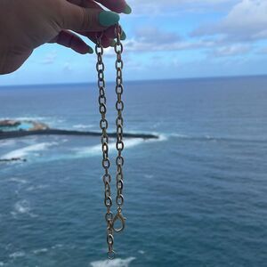 Gold  link necklace